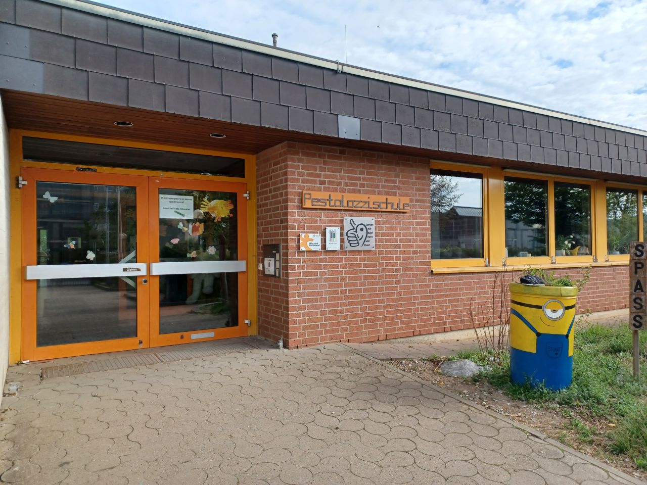 Forchheim_Eingang Pestalozzischule