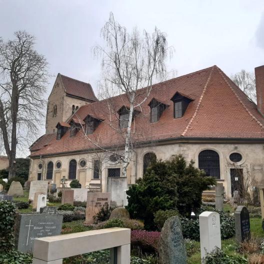 Gebsattel Friedhof an der Laurentiuskirche