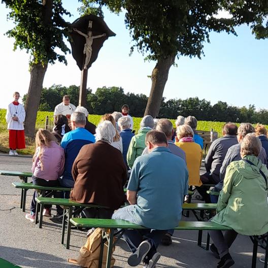 Wegkreuz zwischen Mühlendorf und Kreuzschuh